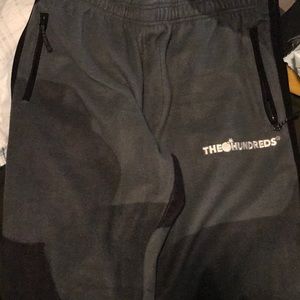 . Shrubland sweatpants size L .THE HUNDREDS store.